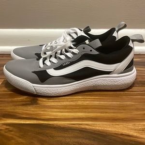 VANS ULTRARANGE SHOES